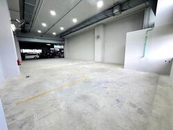 Carros Centre (D25), Factory #630133021